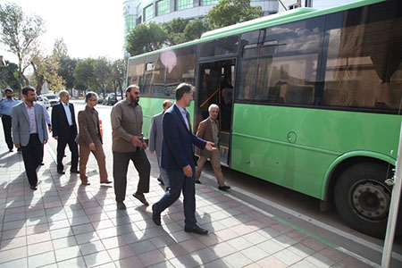 اعزام خانواده های معظم شهدای شهرداری اردبیل به سفر زیارتی مشهد مقدس