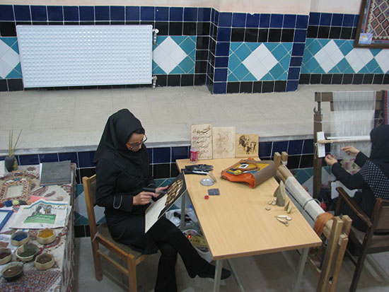 برپایی کارگاه زنده صنایع دستی در حمام صفوی اردبیل