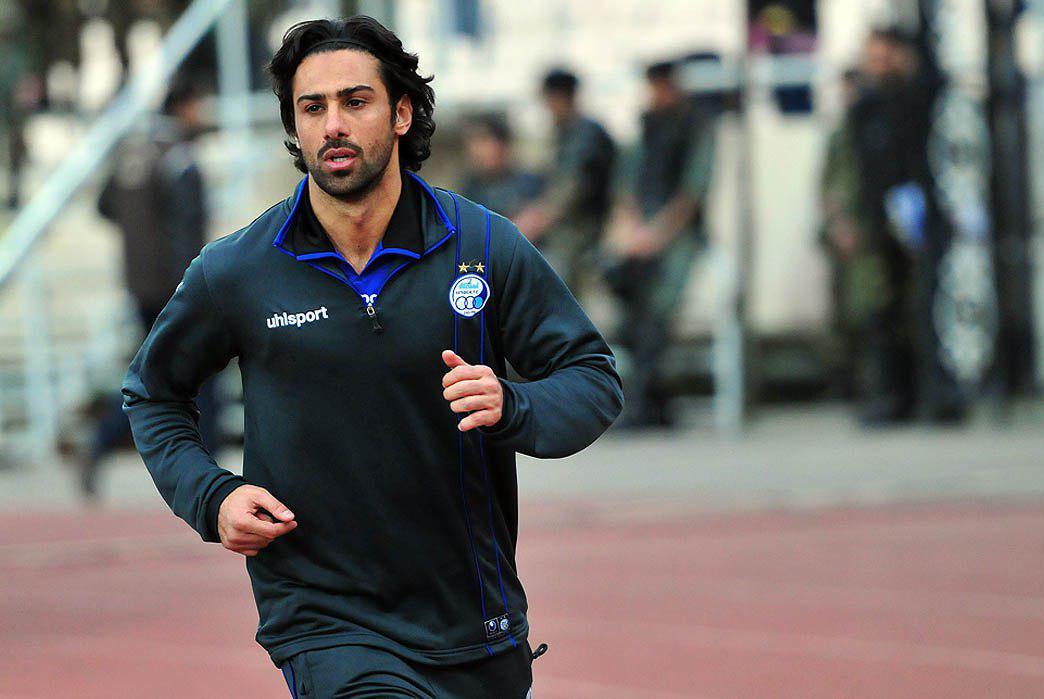 اتهام عجیب فرهاد مجیدی به وزیر و معاونان وزارت ورزش و جوانان! اتهام عجیب فرهاد مجیدی به وزیر و معاونان وزارت ورزش و جوانان!