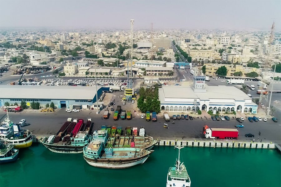 تخلیه و بارگیری بیش از ۸ میلیون تن کالا در غرب هرمزگان تخلیه و بارگیری بیش از ۸ میلیون تن کالا در غرب هرمزگان