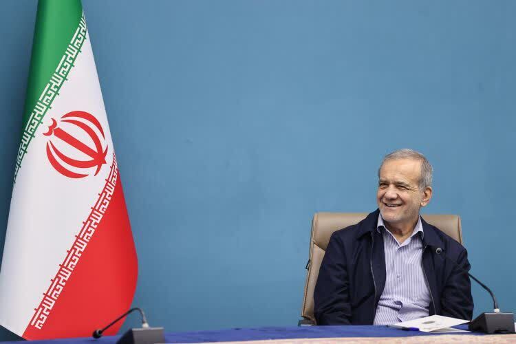 چهار پروژه مهم صنعت آب و برق افتتاح شد/ بهرهبرداری از ۲۷ مگاوات نیروگاه خورشیدی در استان مرکزی چهار پروژه مهم صنعت آب و برق افتتاح شد/ بهرهبرداری از ۲۷ مگاوات نیروگاه خورشیدی در استان مرکزی