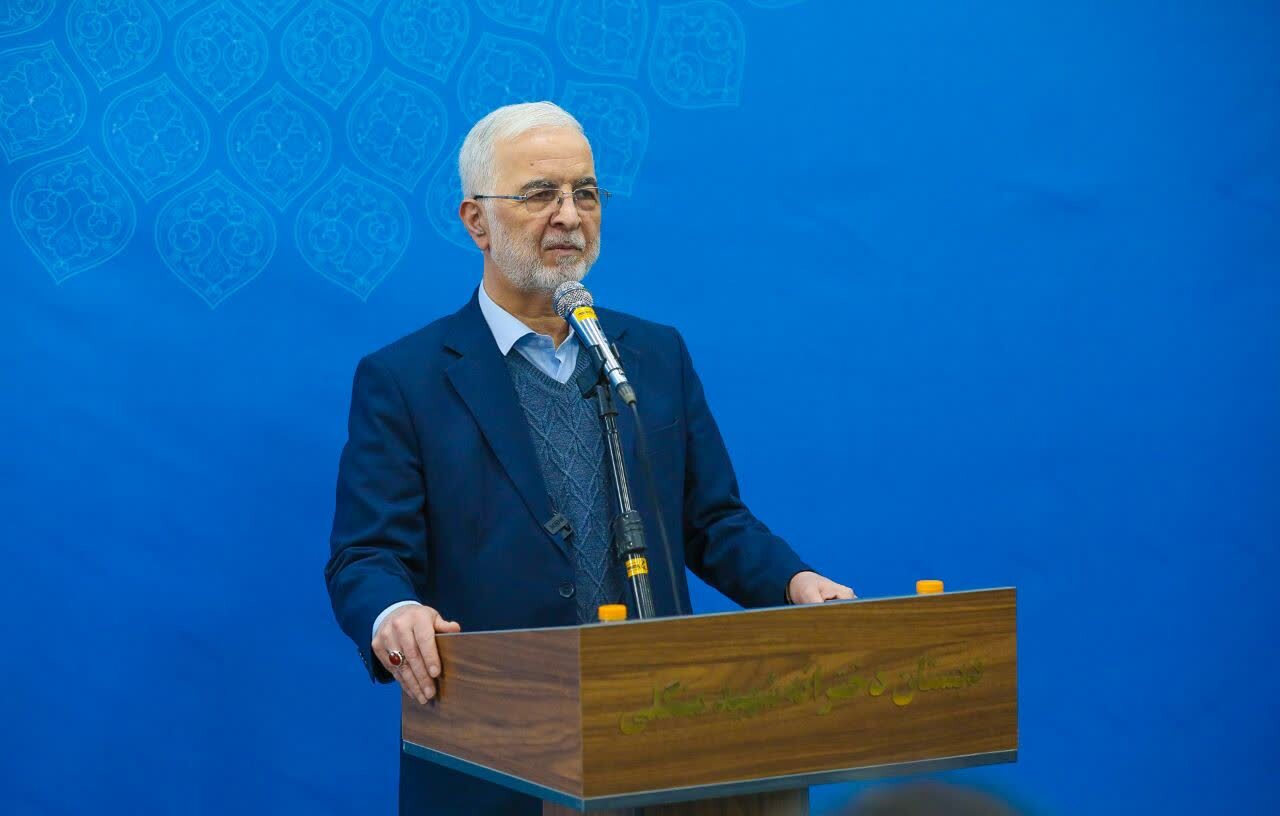 بهرهبرداری از ۱۲ نیروگاه خورشیدی در یزد با ظرفیت ۵۲.۷ مگاوات بهرهبرداری از ۱۲ نیروگاه خورشیدی در یزد با ظرفیت ۵۲.۷ مگاوات