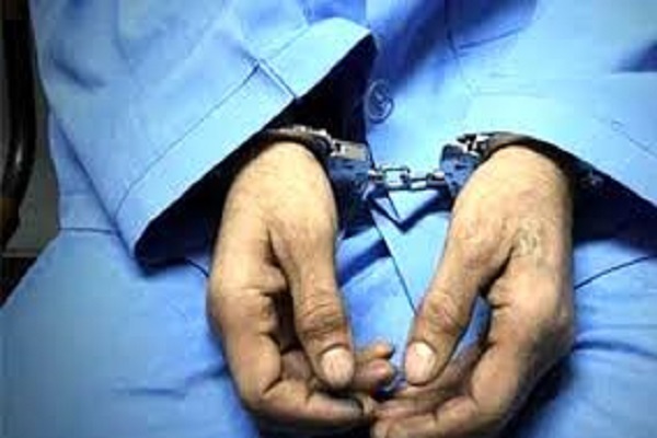 دستگيري محکوم متواري در دره شهر دستگيري محکوم متواري در دره شهر