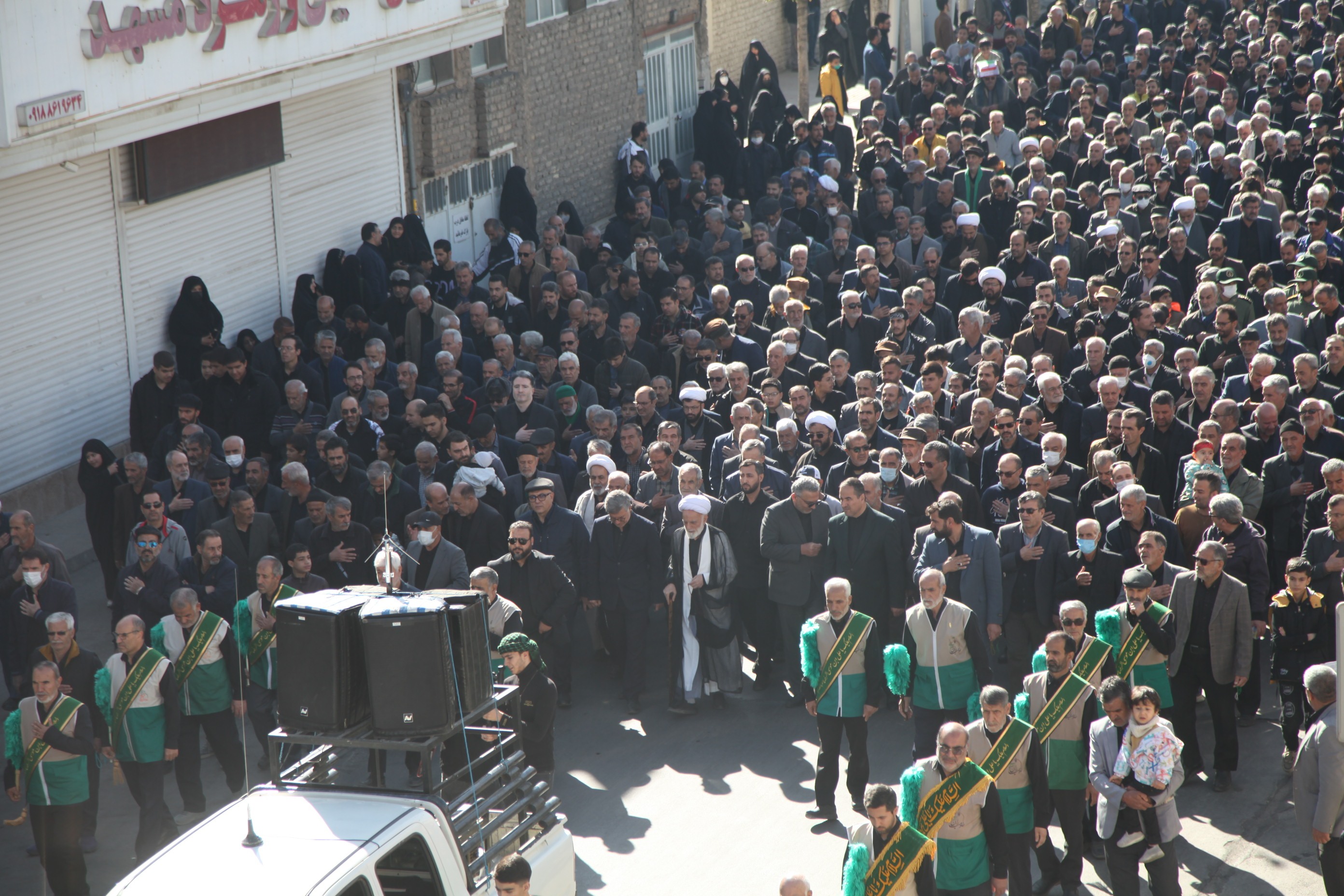در سالروز شهادت حضرت فاطمه (س) پیکر شهدای گمنام میهمان مردم اراک در سالروز شهادت حضرت فاطمه (س) پیکر شهدای گمنام میهمان مردم اراک